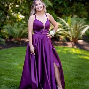 Meet your Posher, Danica